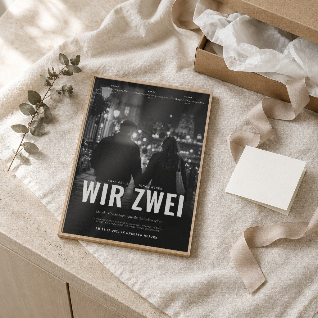 Filmposter WIR ZWEI – euer Kinoplakat – als Geschenk im Eichenrahmen