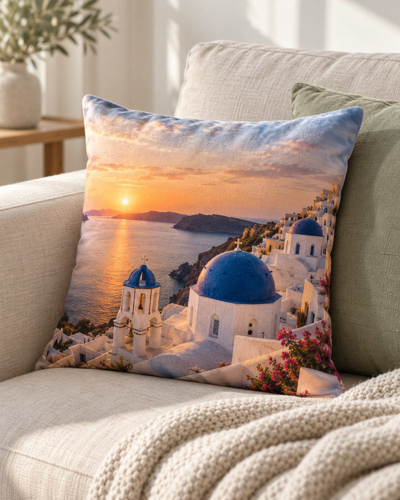 Premium-Fotokissen mit Urlaubsfoto auf dem Sofa