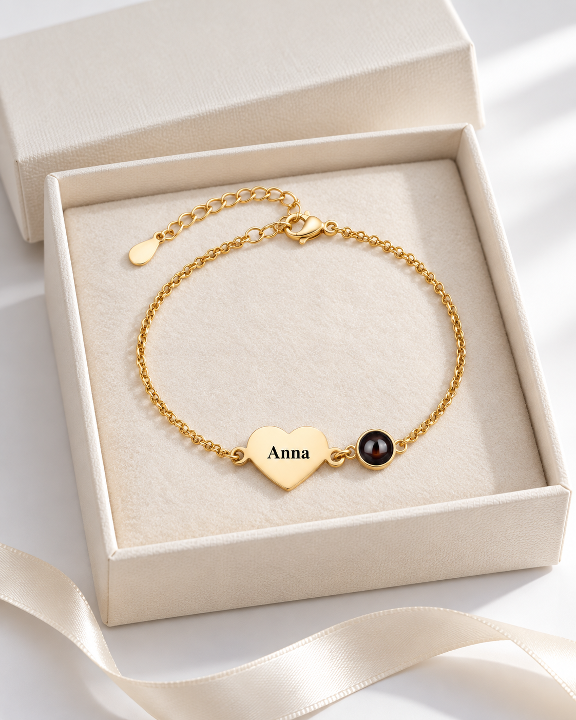 IDA Herzarmband mit Foto und Name Gold – in der Geschenkschachtel – Lorelia